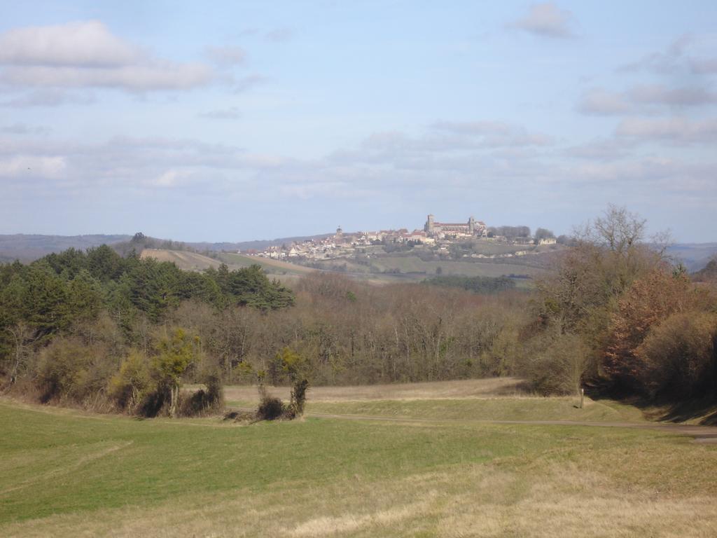 Au Cheval Bleu Bed & Breakfast Fontenay-près-Vézelay Exterior foto